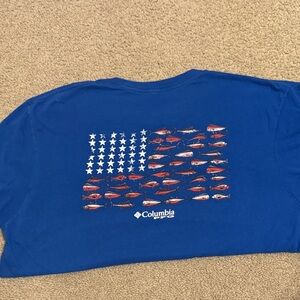 Men’s large Columbia T-shirt
